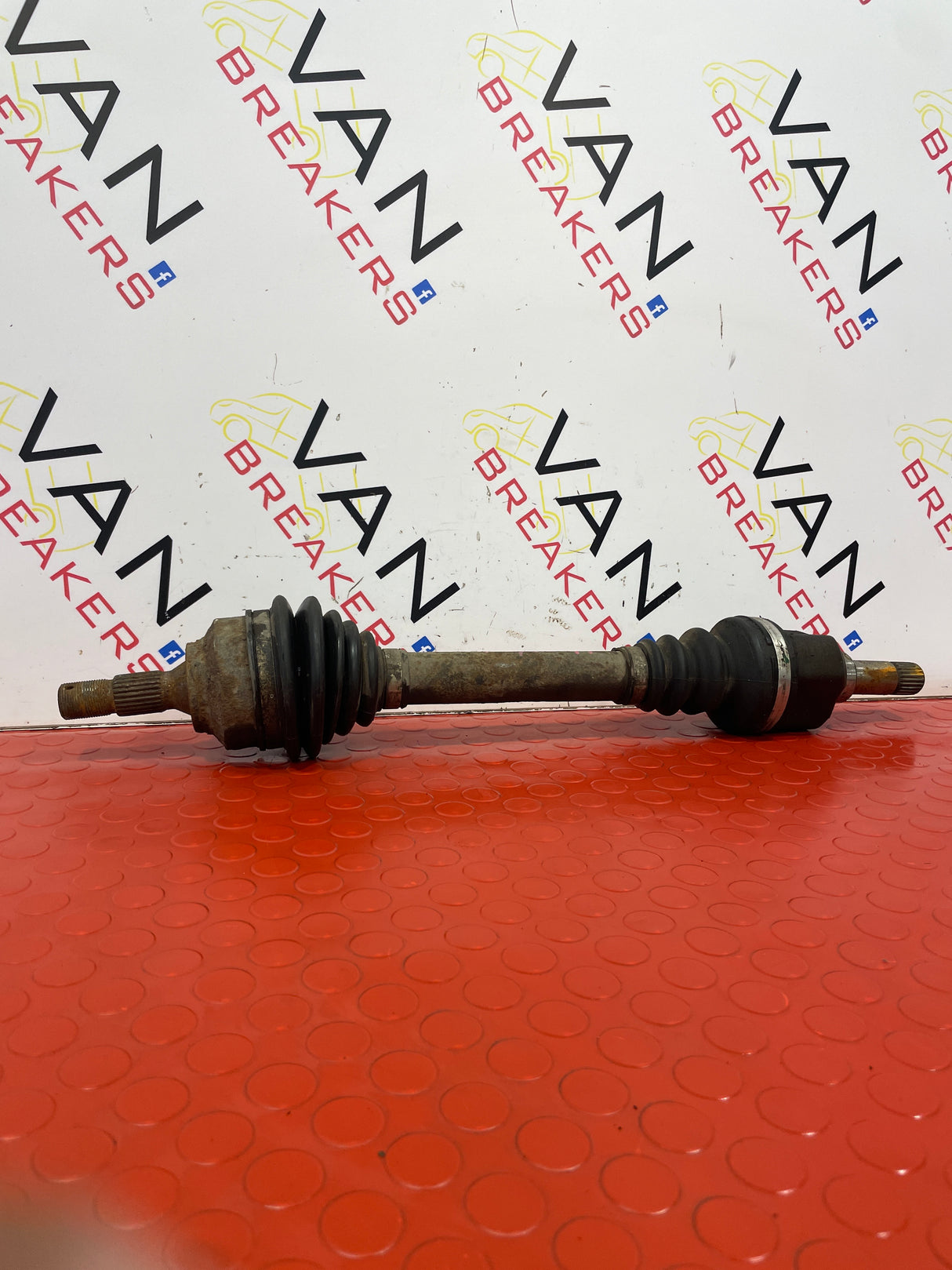 Vauxhall Vivaro/Renault Trafic PASSENGER DRIVESHAFT 1.6L DIESEL 6 SPEED MANUAL MK2 Driveshaft (short) P/N 93453896