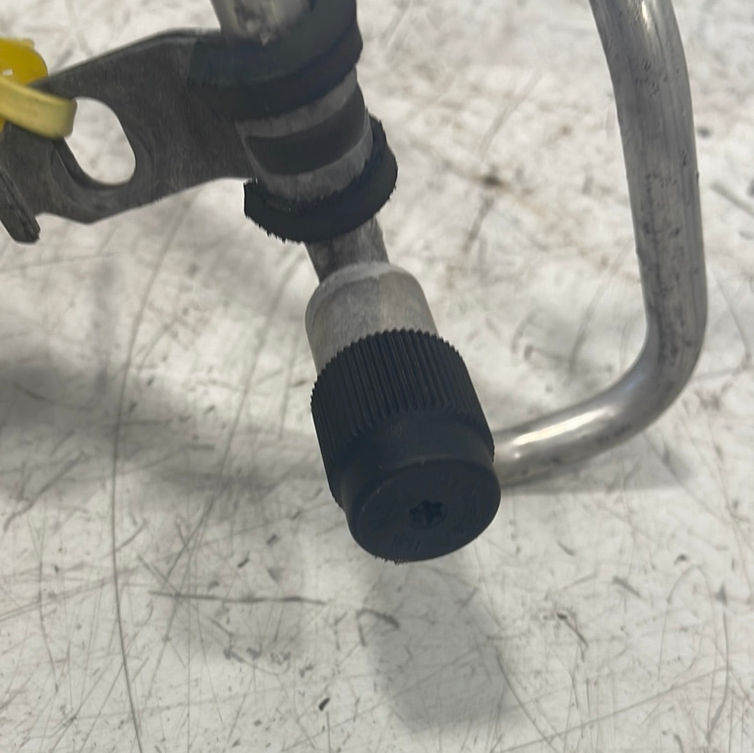 Vauxhall Vivaro/ Renault Trafic/Nissan NV300 1.6 DIESEL A/C AIR CON CONDITIONING PIPE '14-19 P/N 924403508R