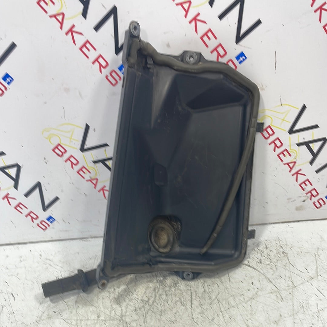 Renault Trafic/Vauxhall Vivaro 2014-2019 PASSENGER N/S WINDSCREEN SCUTTLE PANEL TRIM P/N 93868425