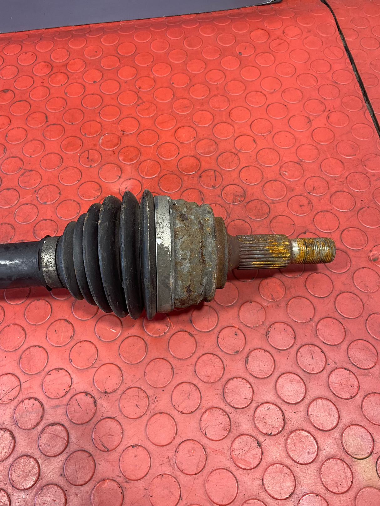Citroen Berlingo/Peugeot Partner/Vauxhall Combo/Toyota Proace City DRIVESHAFT Drivers Side 1.5 2018-2025 P/N 9806699780 - 2