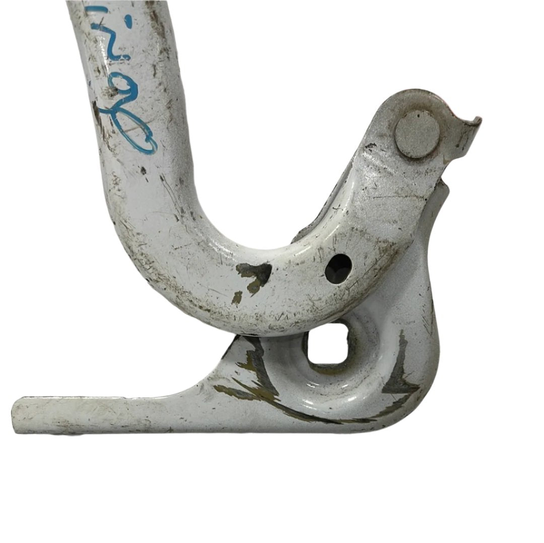 Citroen Berlingo FRONT LEFT BONNET HINGE 2020 P/N 9816485080 (slight bend at hinge, does not affect function )