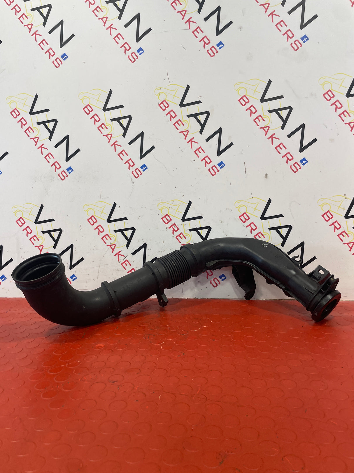 Peugeot Boxer/Citroen Relay INDUCTION PIPE 2018 P/N 1387181080
