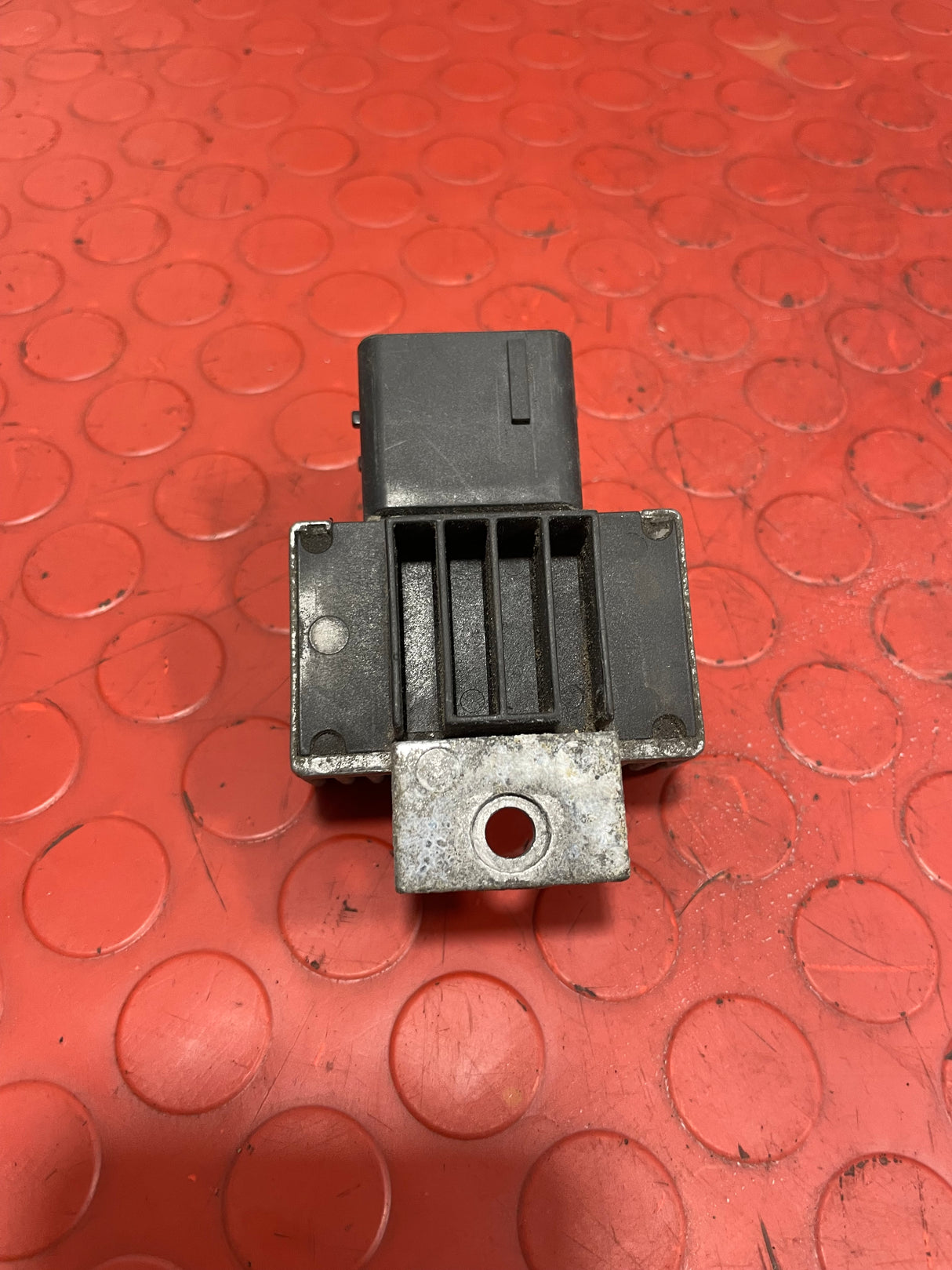 Renault Kangoo GLOW PLUG RELAY 2013-2021 P/N 11067801R