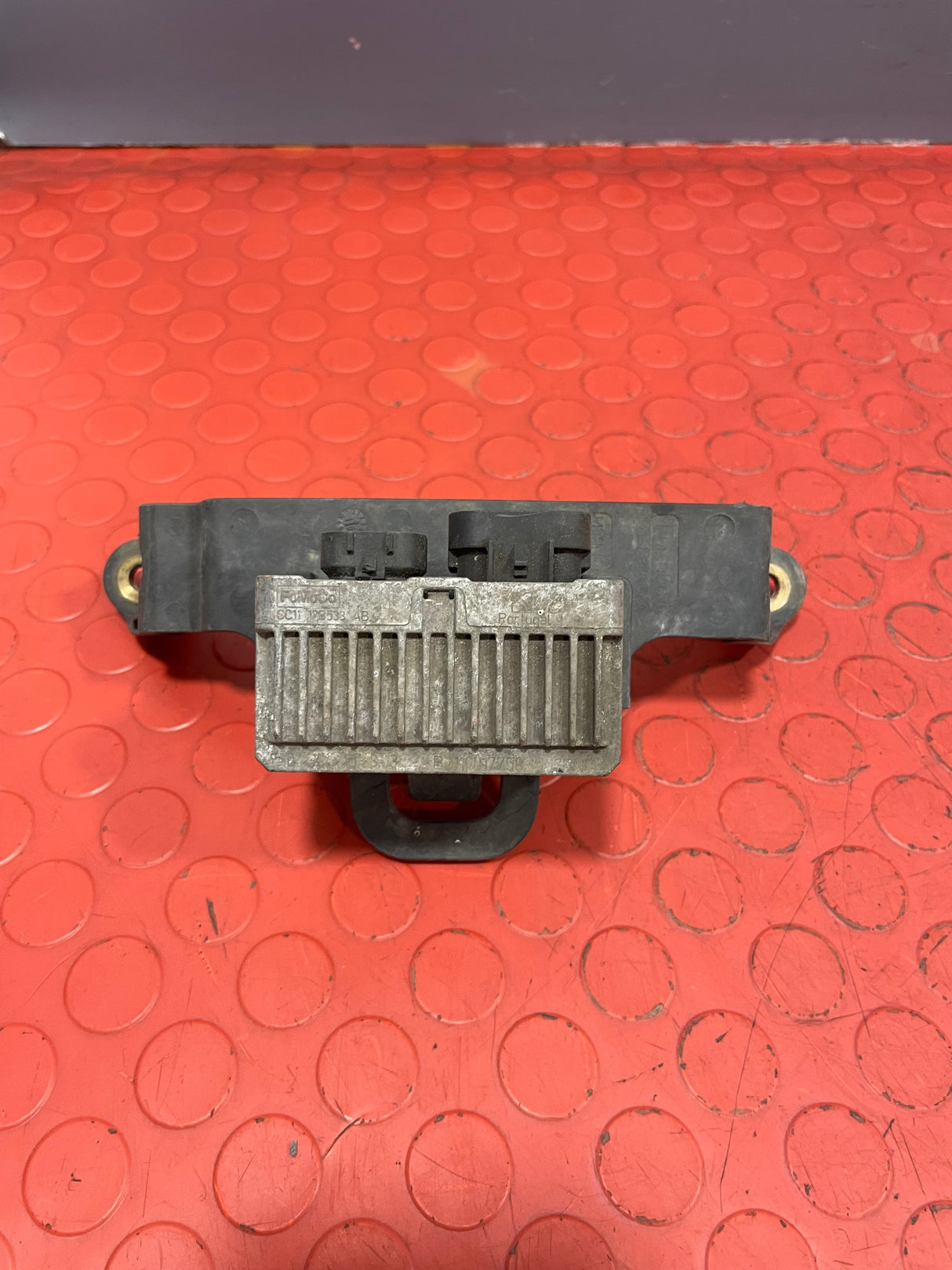 Ford Transit Custom GLOW PLUG RELAY WITH BRACKET 2.2 2013-2016 P/N BK2112B681AA