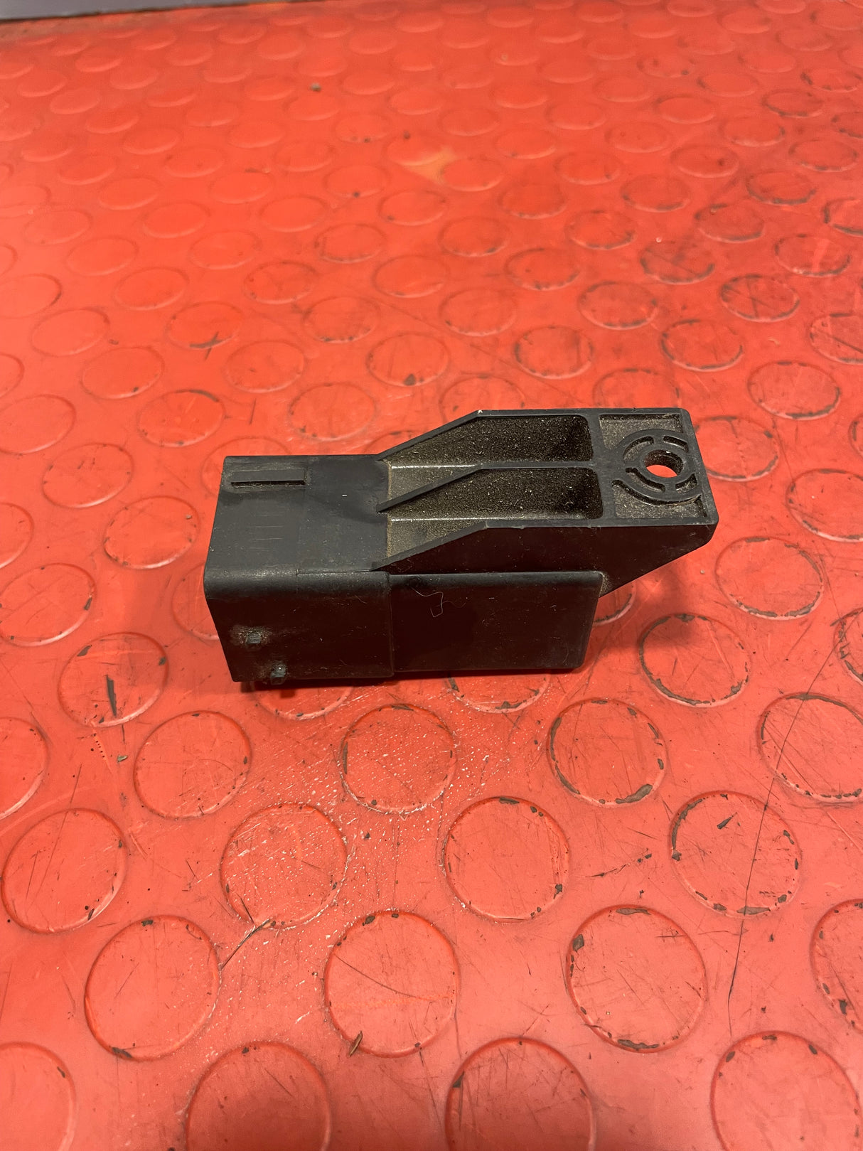 Citroen Berlingo/Peugeot Partner GLOW PLUG RELAY (8Pin) 2012-2018 P/N 9802424080