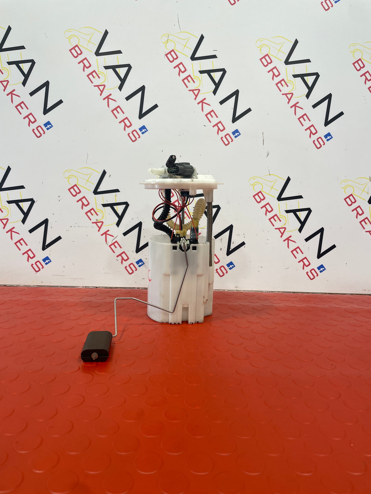 Renault Trafic/Vauxhall Vivaro/Nissan NV300 1.6 DCi FUEL SENDER PUMP 2014-2019 P/N 172021036R