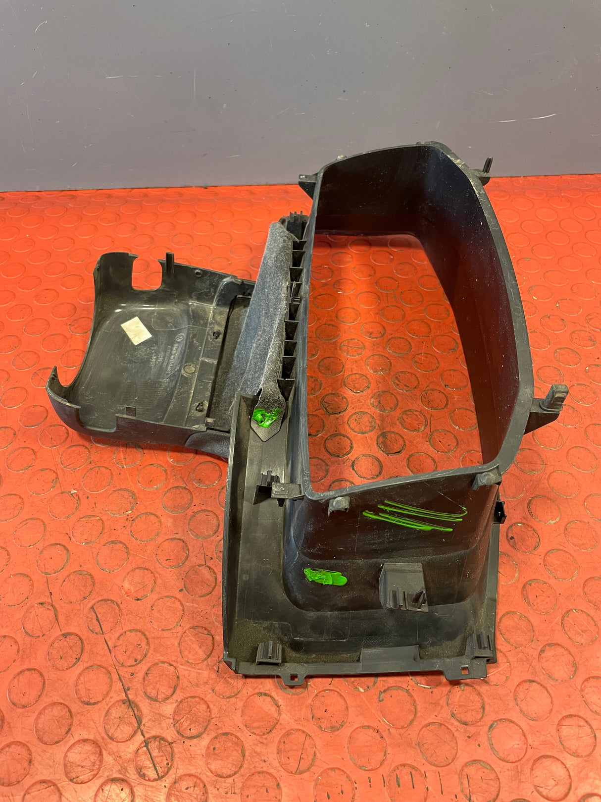 Volkswagen Transporter T6 INSTRUMENT CLUSTER SURROUND TRIM 2015-2019 P/N 7E2857054