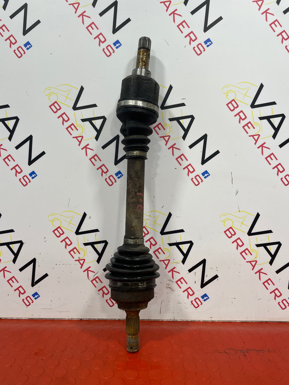 Vauxhall Vivaro/Renault Trafic PASSENGER DRIVESHAFT 1.6L DIESEL 6 SPEED MANUAL MK2 Driveshaft (short) P/N 93453896