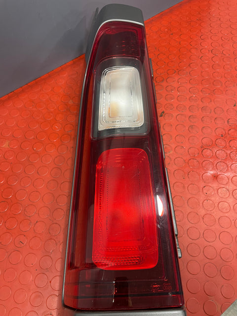 Renault Trafic/ Vauxhall Vivaro/ NV Primastar REAR TAILLIGHT ASSEMBLY MK2 2014-2019 P/N 265A66978