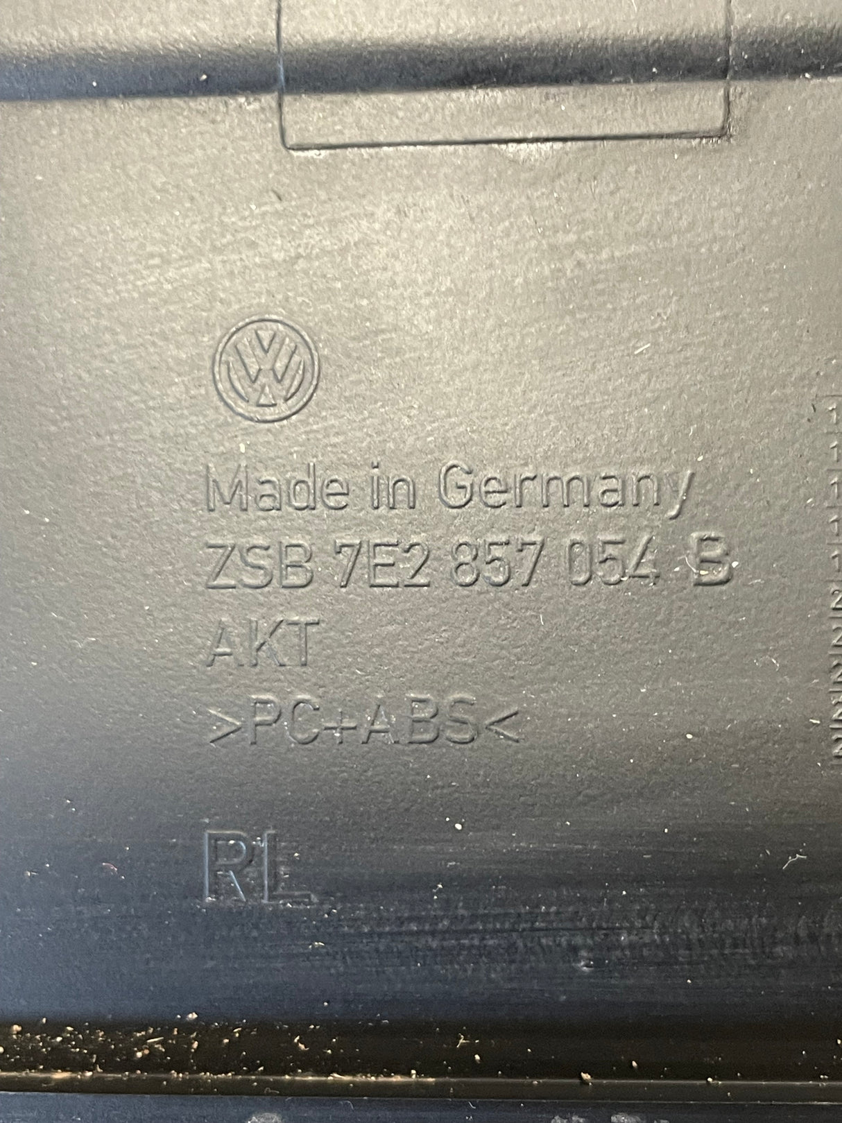 Volkswagen Transporter T6 INSTRUMENT CLUSTER SURROUND TRIM 2015-2019 P/N 7E2857054