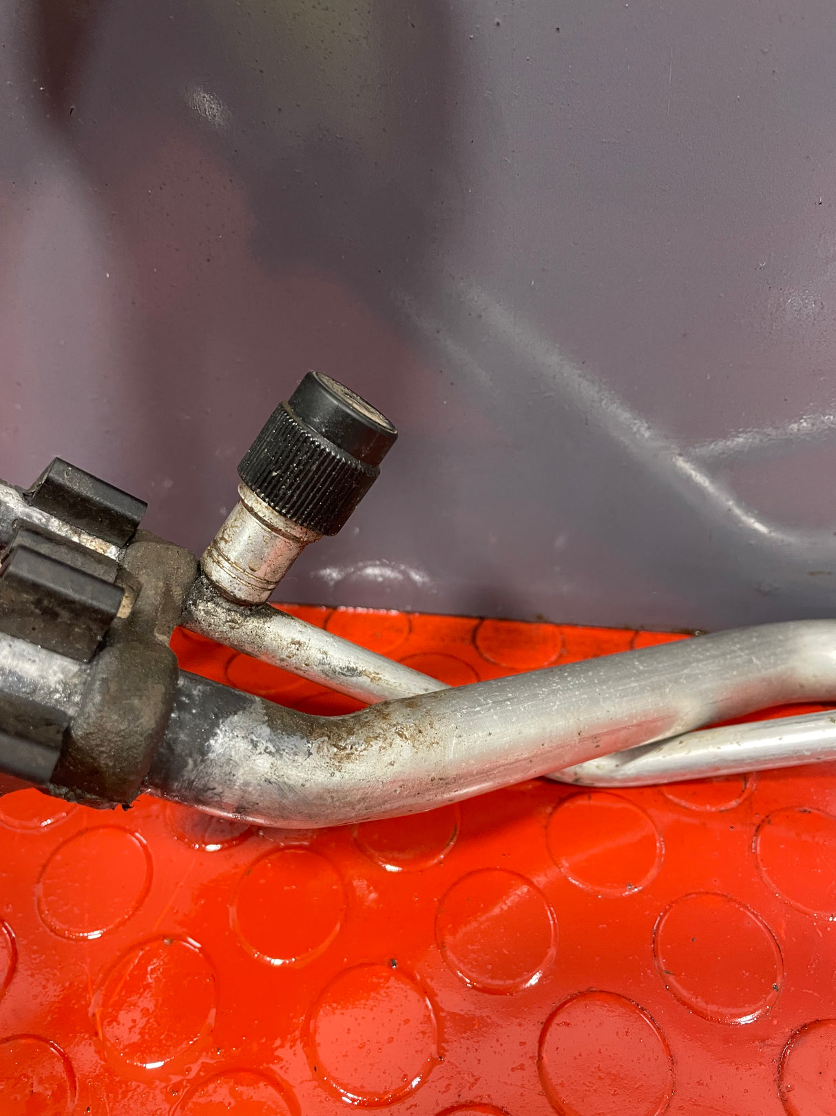 Citroen Berlingo/Peugeot Partner AIR CON PIPES (PAIR) 2008-2018 1.6 P/N 9681693180 3 pin