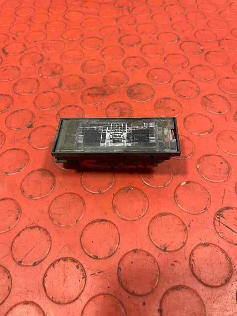 Fiat/Mercedes/Nissan/Opel/Renault NUMBER PLATE LIGHT P/N 8200480127