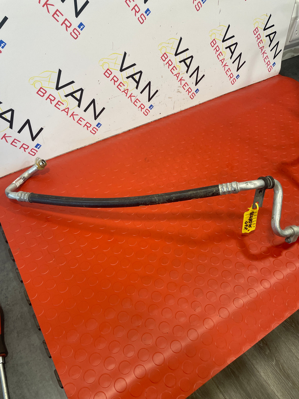 Renault Trafic MK3 1.6 Vauxhall Vivaro AIR CON PIPE 2015-19 P/N 924807649R