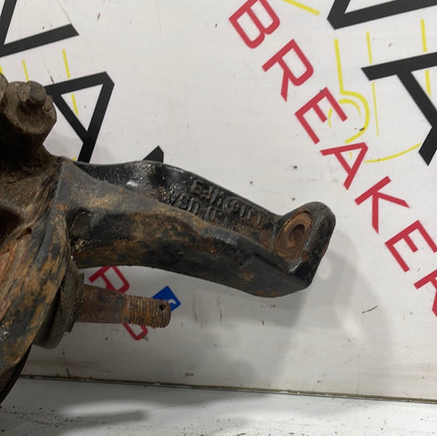 John Deere Gator FRONT PASSENGER SIDE HUB AND CALLIPER 2013 P/N M158323