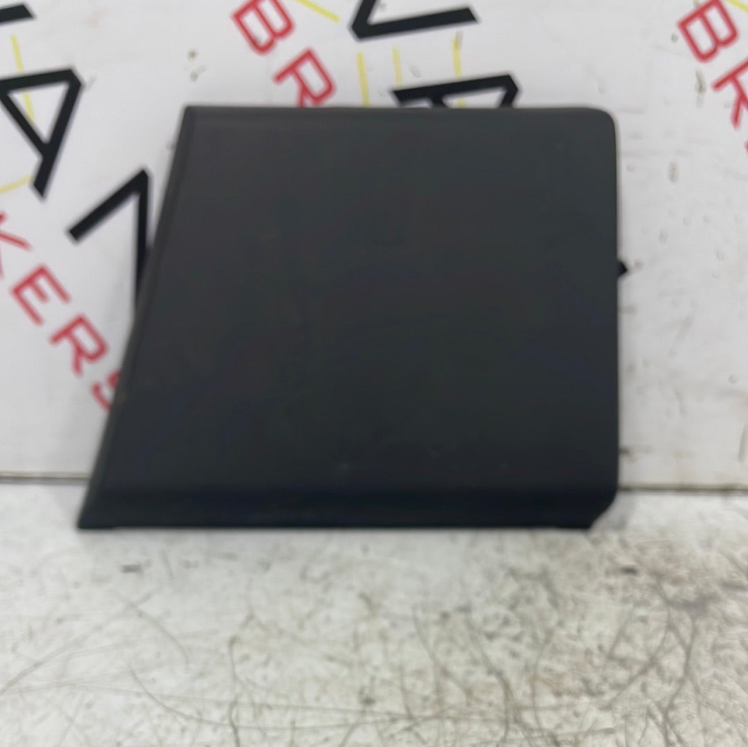 Citroen Relay/ Peugeot Boxer/ Fiat Ducato UNDER FUEL CAP TRIM 735684309