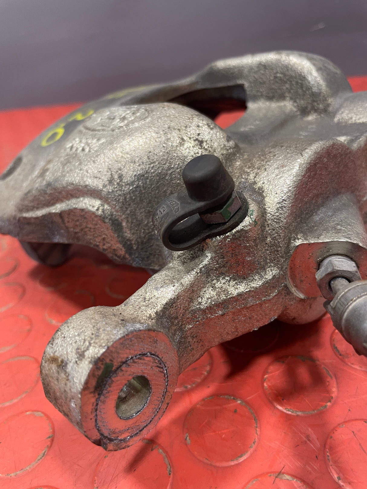 Ford Transit MK8/Custom BRAKE CALIPER Front Passengers Side 2.0 2018-2023 P/N W08384AG