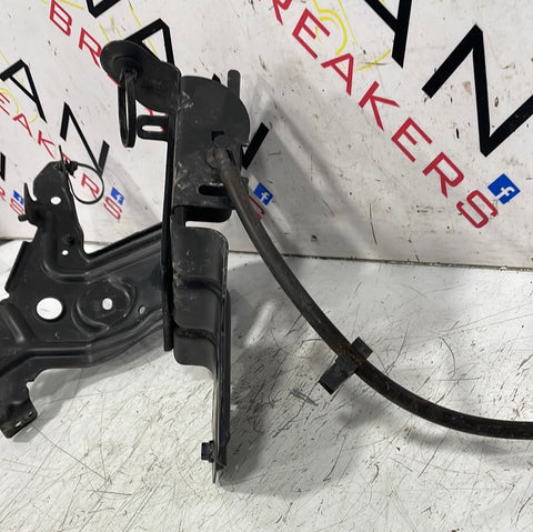 Ford Transit Custom Mk8 UNDER BONNET FUSE BOX BRACKET  2014-2023 P/N JK21V020C74BA