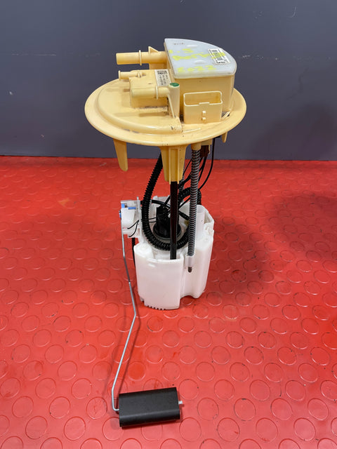 Citroen Berlingo/Peugeot Partner/Vauxhall Combo/Toyota Proace City 1.5 FUEL SENDING UNIT 2019-2024 P/N 9809359380 / 100115562AF