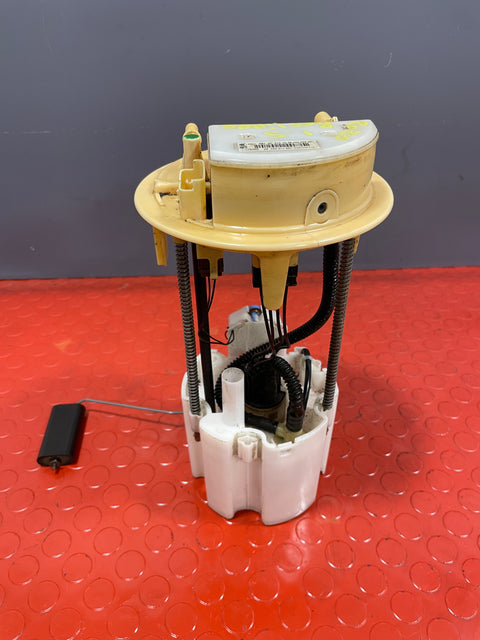 Citroen Berlingo/Peugeot Partner/Vauxhall Combo/Toyota Proace City 1.5 FUEL SENDING UNIT 2019-2024 P/N 9809359380 / 100115562AF