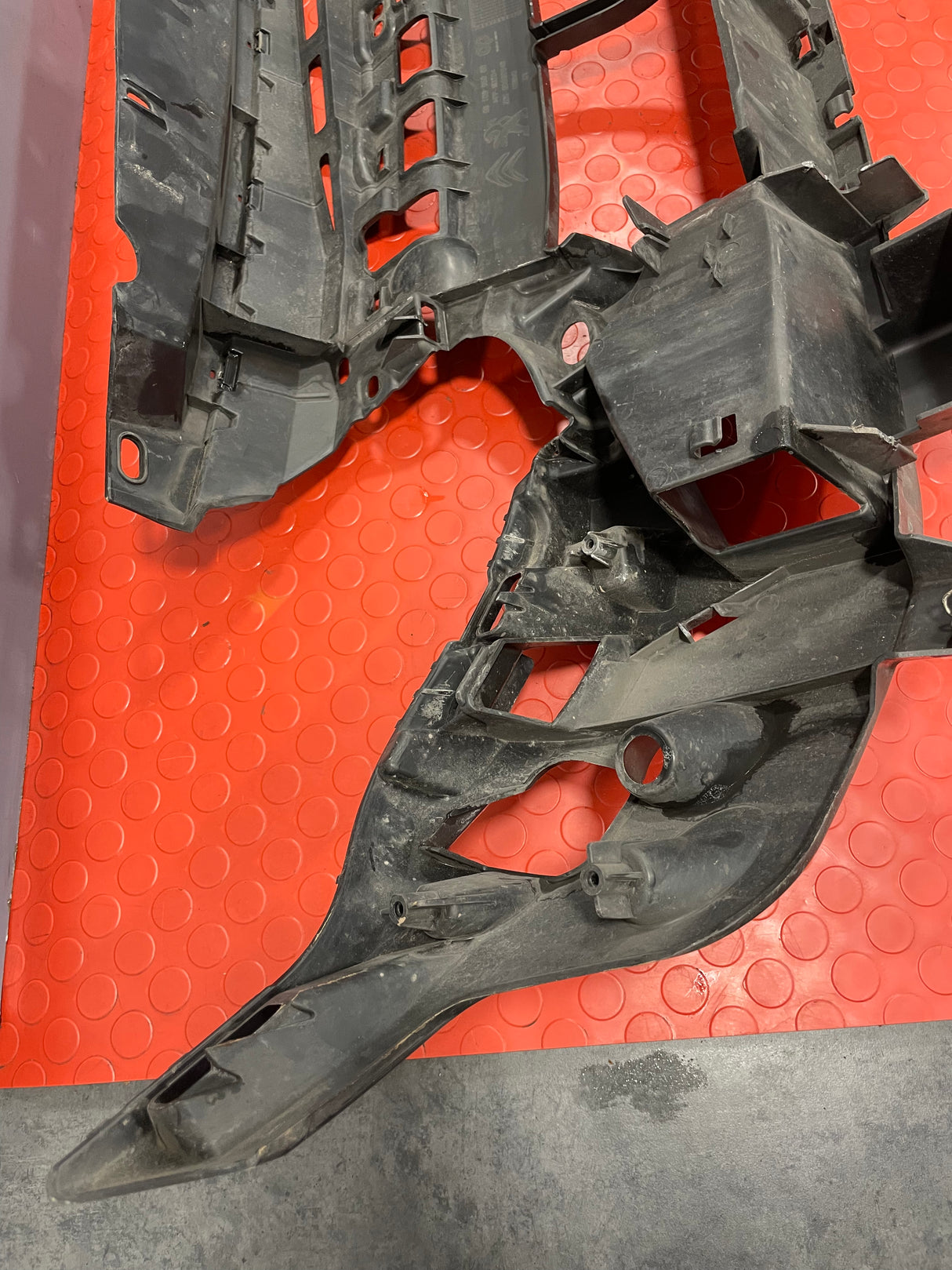 Citroen Dispatch/ Peugeot Expert/ Toyota Proace/ Vauxhall Vivaro(19) FRONT BUMPER SUPPORT 2017-2023 P/N 9810895080 / BR15400