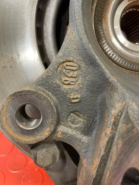 Citroen Dispatch Peugeot Expert Toyota Proace PASSENGER SIDE FRONT HUB WITH ABS 1.6L 2017-2024 P/N  98136419