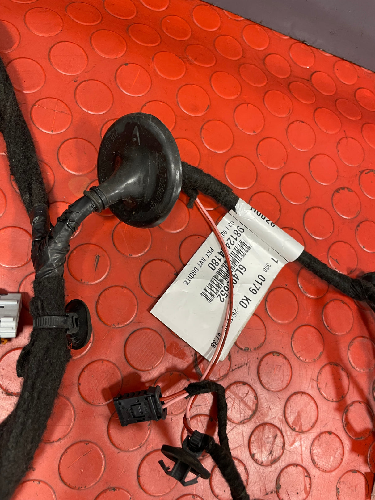 Citroen Dispatch/Peugeot Expert/Vauxhall Vivaro/Toyota Proace/Fiat Scudo DOOR WIRING LOOM Driver's Side 2019-2024 P/N 9812434180