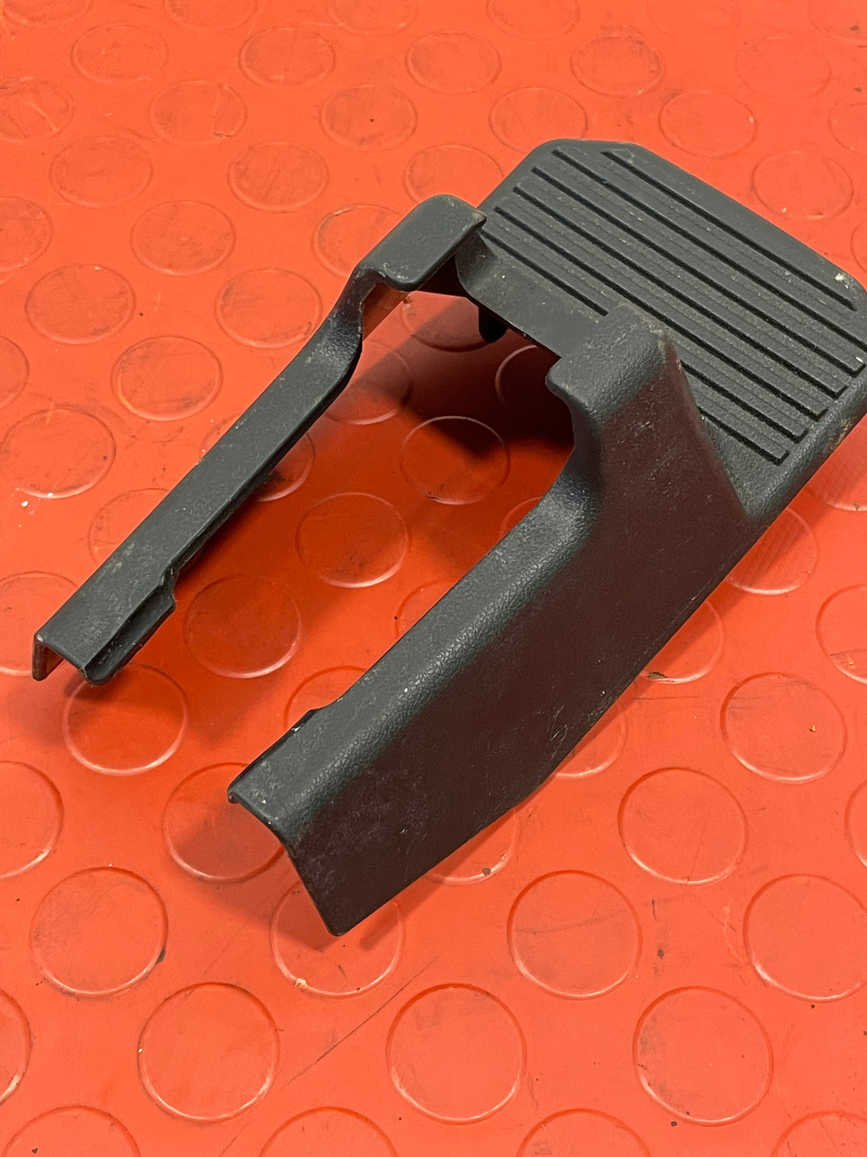 Toyota Hilux SEAT RAIL END CAP TRIM 2017 P/N 72137KK010