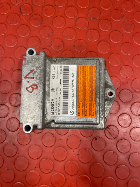 Mercedes Sprinter AIRBAG SENSOR/AIRBAG CONTROL MODULE P/N A9064461442