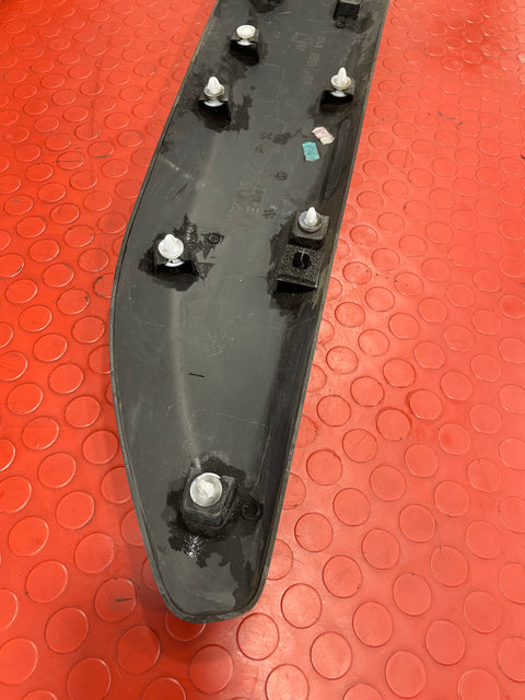 Citroen Berlingo/Vauxhall Combo/Peugeot Partner/Proace City DOOR MOULDING FRONT DRIVER SIDE 2019-2024  P/N 9817696277