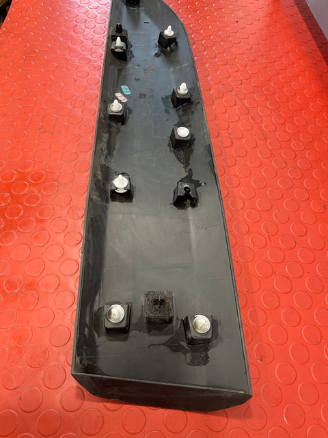 Citroen Berlingo/Vauxhall Combo/Peugeot Partner/Proace City DOOR MOULDING FRONT DRIVER SIDE 2019-2024  P/N 9817696277