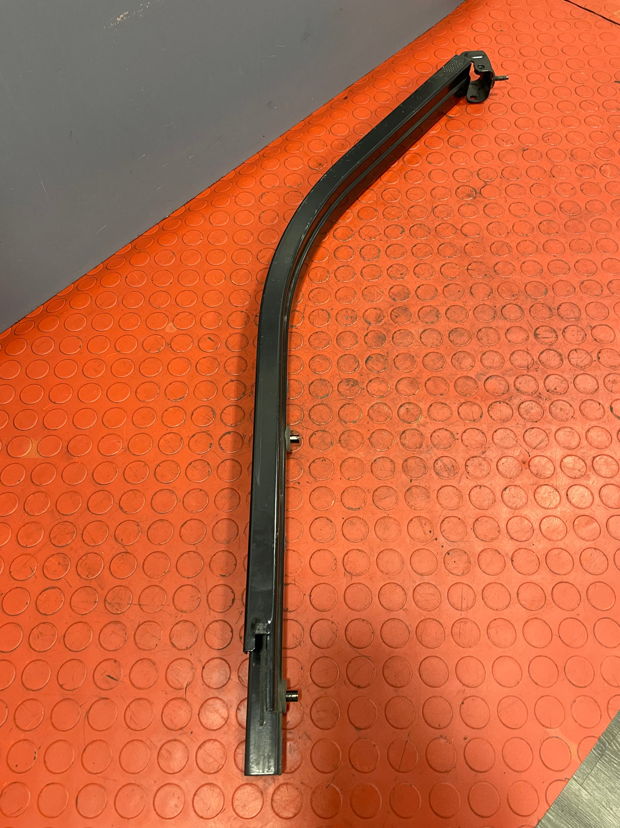 Citroen Berlingo SLIDING DOOR LOWER RAILING Passenger's Side 2019-2024 P/N 9816966680