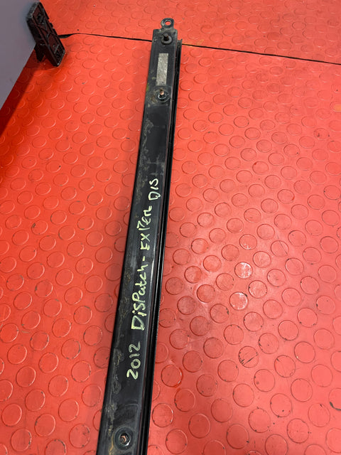 Citroen Dispatch/ Peugeot Expert/Vauxhall Vivaro/Proace/Fiat Scudo SLIDING DOOR RAIL D/S Right 2008-2016 P/N 140118780