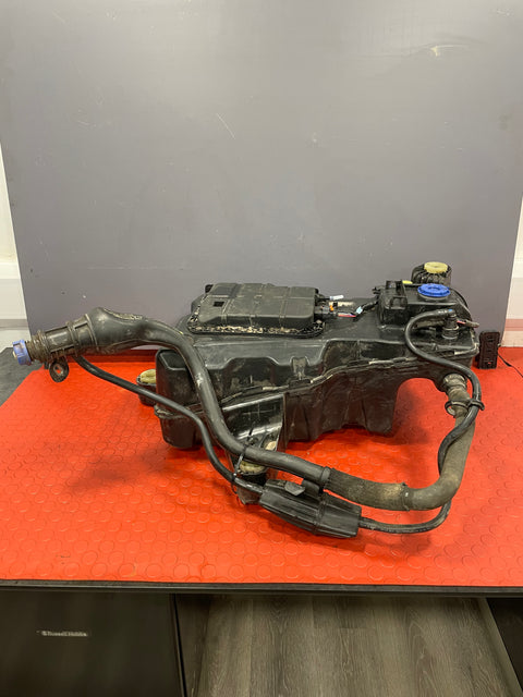 Citroen Berlingo/Peugeot Partner/Toyota Proace City/Vauxhall Combo ADBLUE TANK W/ FILLER HOSE 2019-2024 P/N 9817601880 - 1