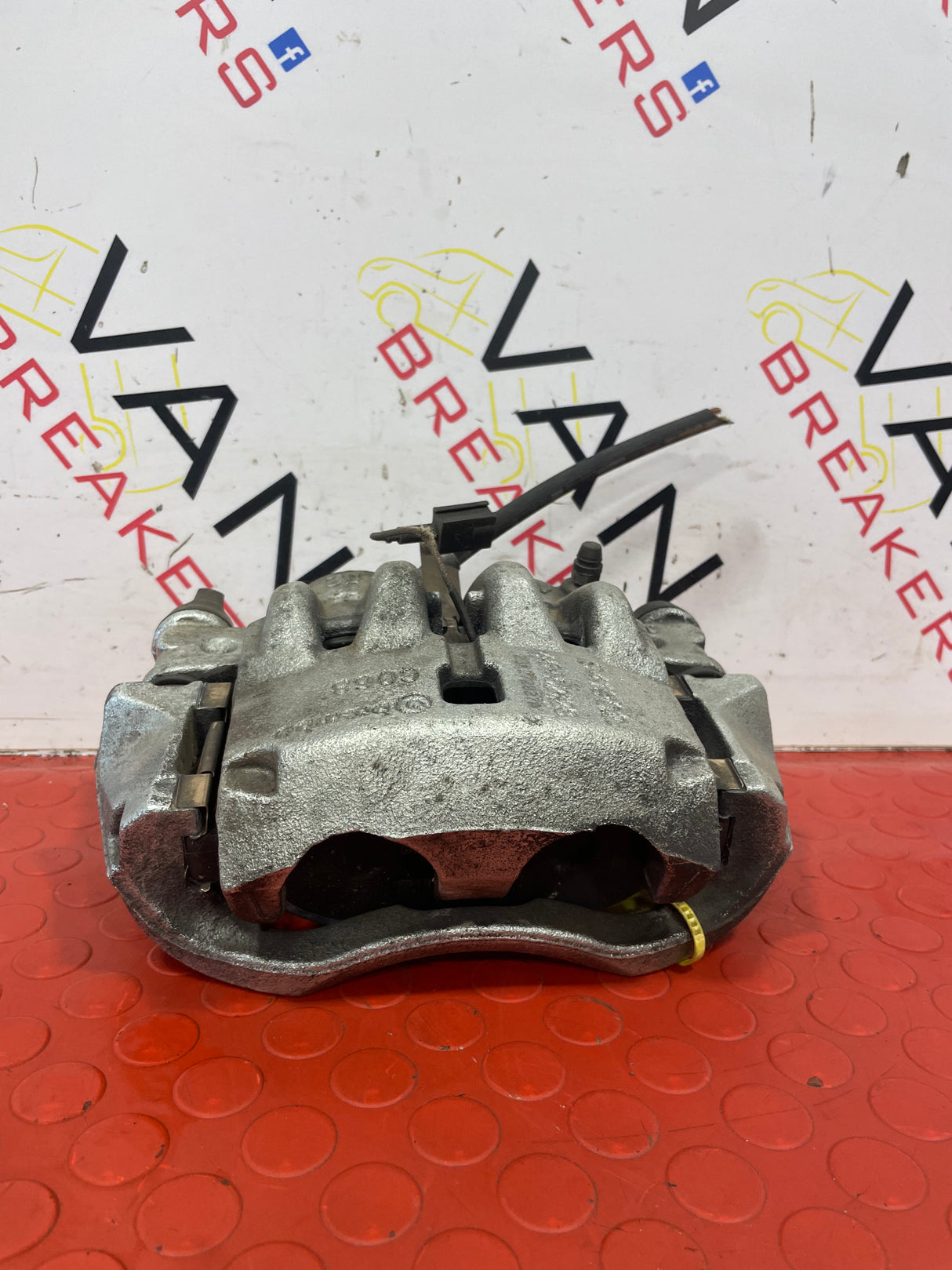 Fiat Ducato/Citroen Relay/Peugeot Boxer FRONT LEFT BRAKE CALIPER FOR P/N 941902