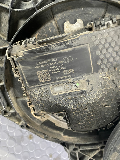 Citroen Dispatch/ Peugeot Expert/ Toyota Proace/Vauxhall Vivaro (19) ADBLUE TANK AND PUMP 2017-2024   P/N 4099016