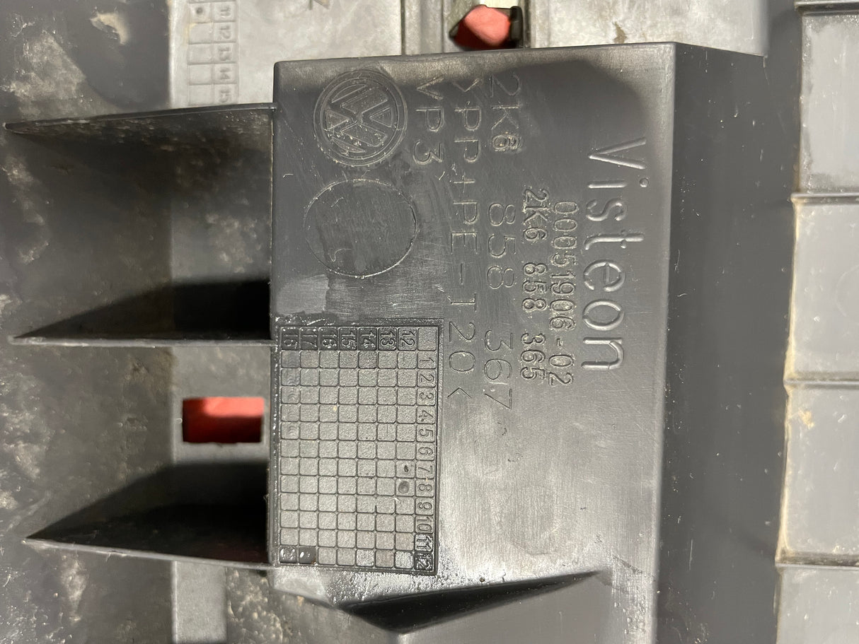 Volkswagen Caddy LOWER DASHBOARD DRIVER SIDE PANEL MK3 2013 P/N 2K6858365