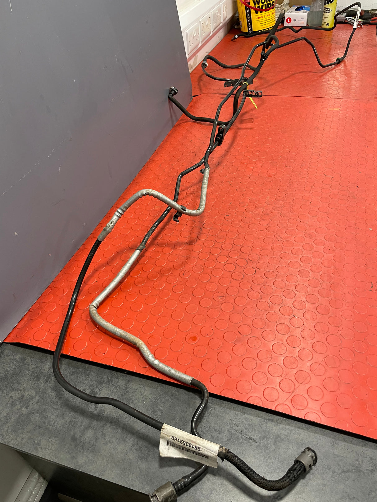 Citroen Berlingo/Peugeot Partner/Toyota Proace City/Vauxhall Combo COMPLETE FUEL LINE PIPES 1.5 HDI 2019-2024 P/N 9829049780 / 9819959180