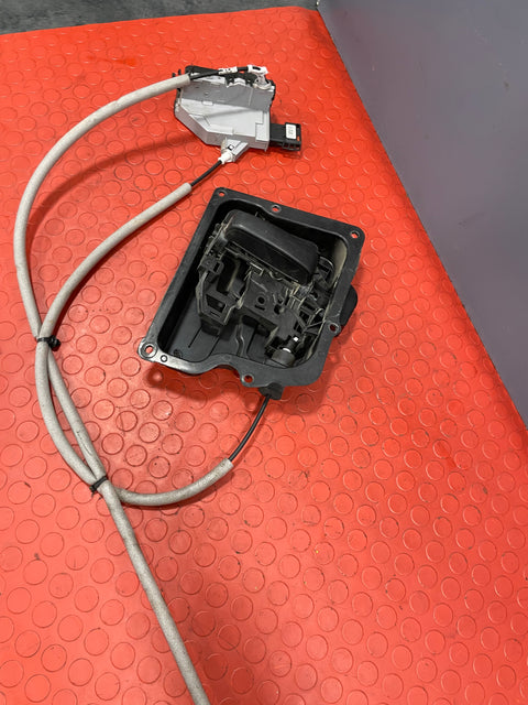 Citroen Dispatch/Peugeot Expert/Vauxhall Vivaro/Toyota Proace/Fiat Scudo SET OF SLIDING DOOR HANDLE,DOOR OPENER HOUSING, DOOR MECHANISM, PASSENGER SIDE 2016-2024 P/N 9812093480 / 1400018580