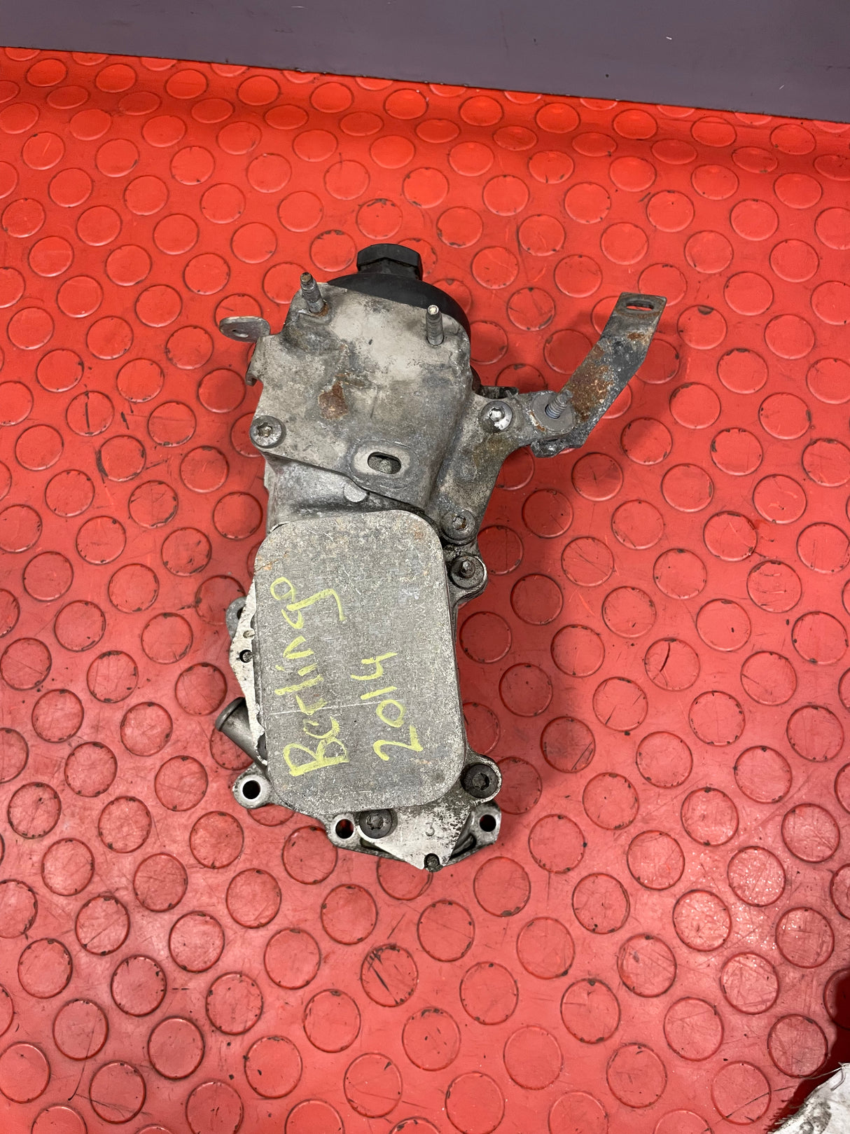 Citroen Berlingo,Peugeot Partner OIL FILTER HOUSING & OIL COOLER 2008-2016 P/N 9687847480