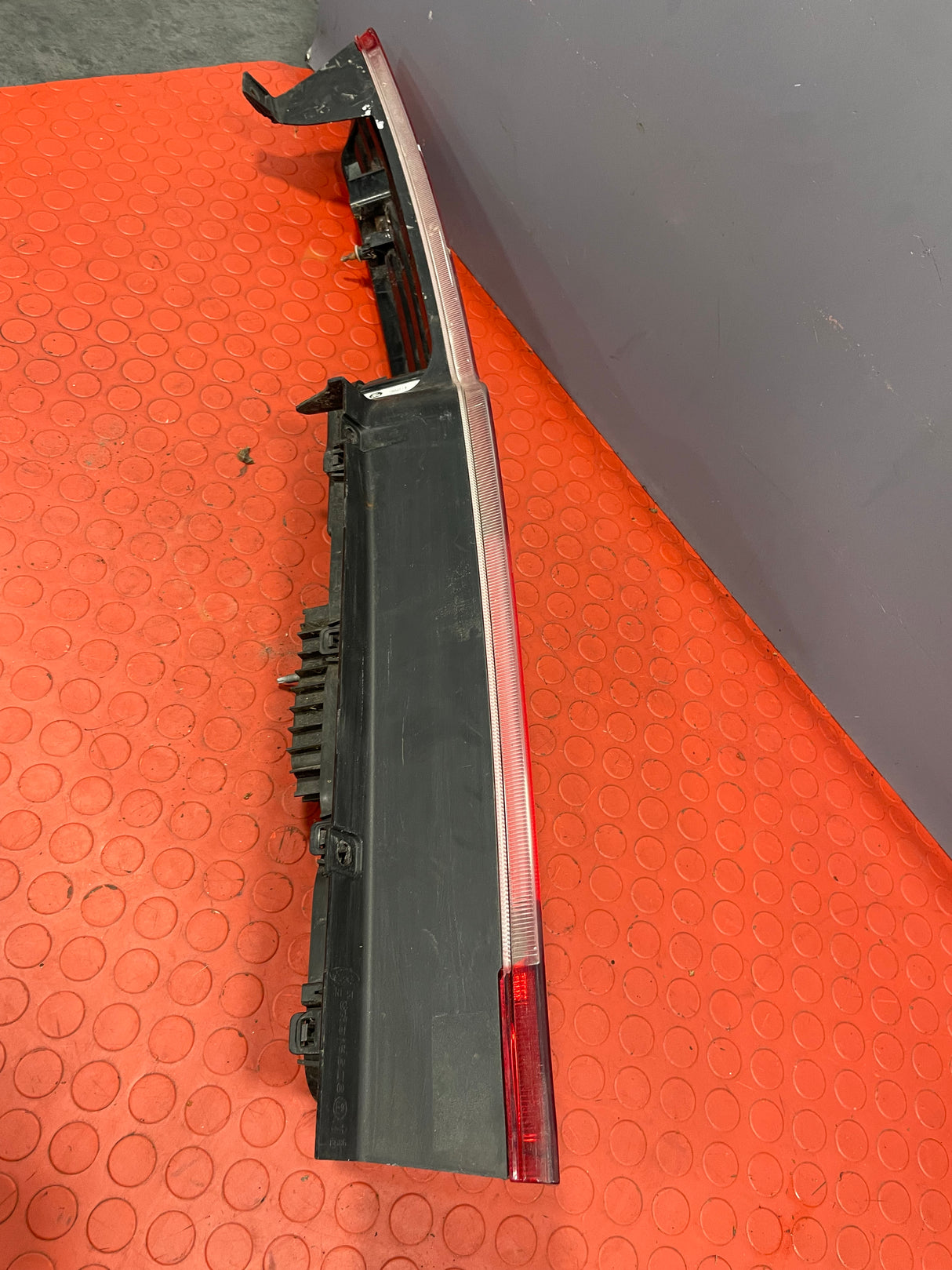 Ford Transit Custom TAILLIGHT DRIVER SIDE RH 2013-2018 P/N BK2113404AG