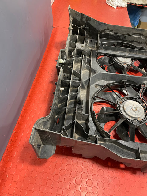 Citroen Dispatch/Peugeot Expert/Vauxhall Vivaro/Toyota Proace/Fiat Scudo RADIATOR FANS & SLAM PANEL 1.6 HDI 2008-2016 P/N 1440107980