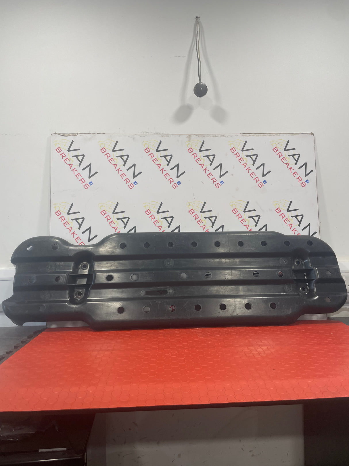 Ford Ranger UNDER FUEL TANK PROTECTION 2019 P/N AB319K014AA