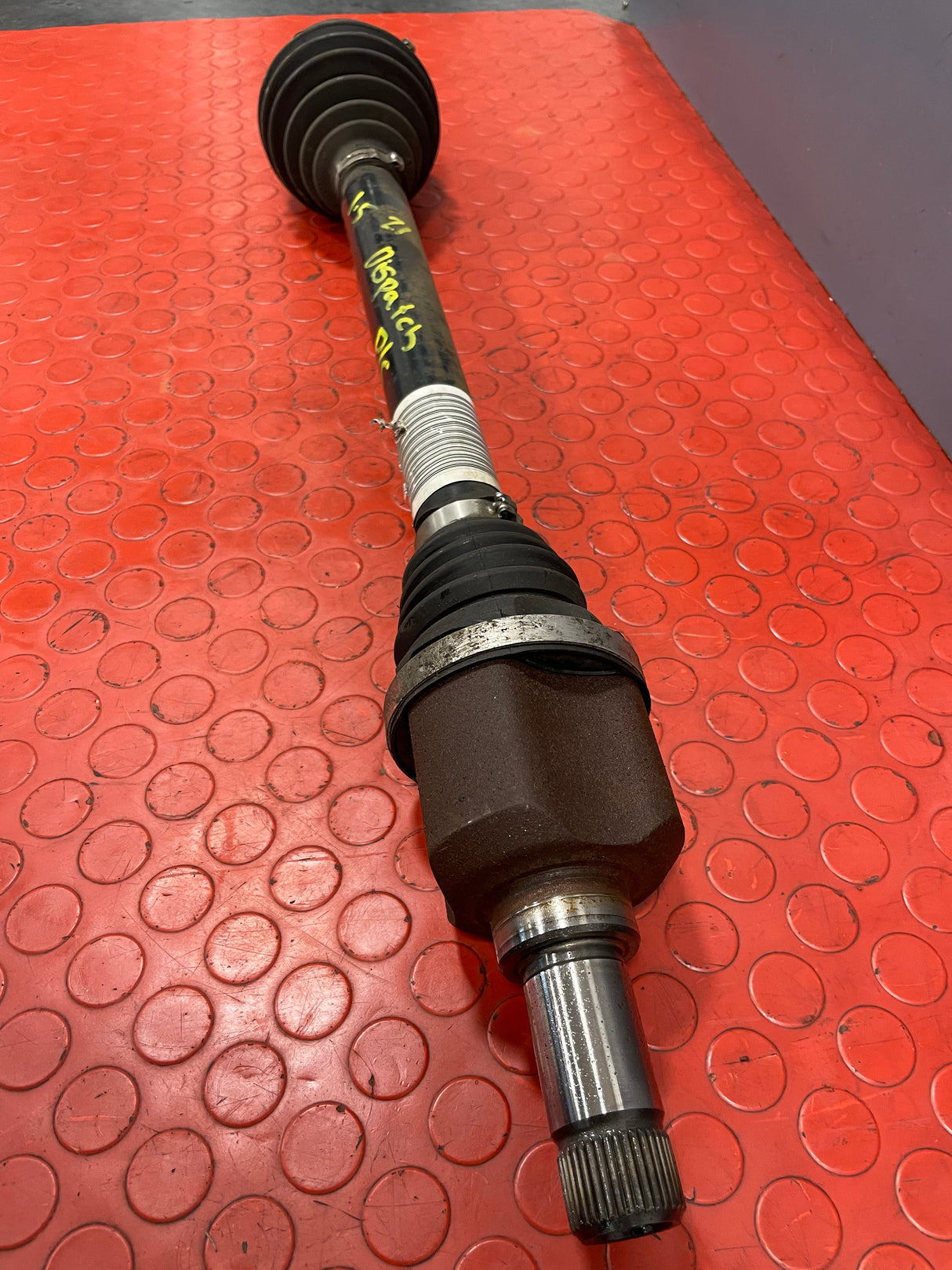 Citroen Dispatch/Peugeot Expert/Vauxhall Vivaro/Toyota Proace/Fiat Scudo DRIVESHAFT Passenger Side 2016-2024 P/N 9820048180 - 1