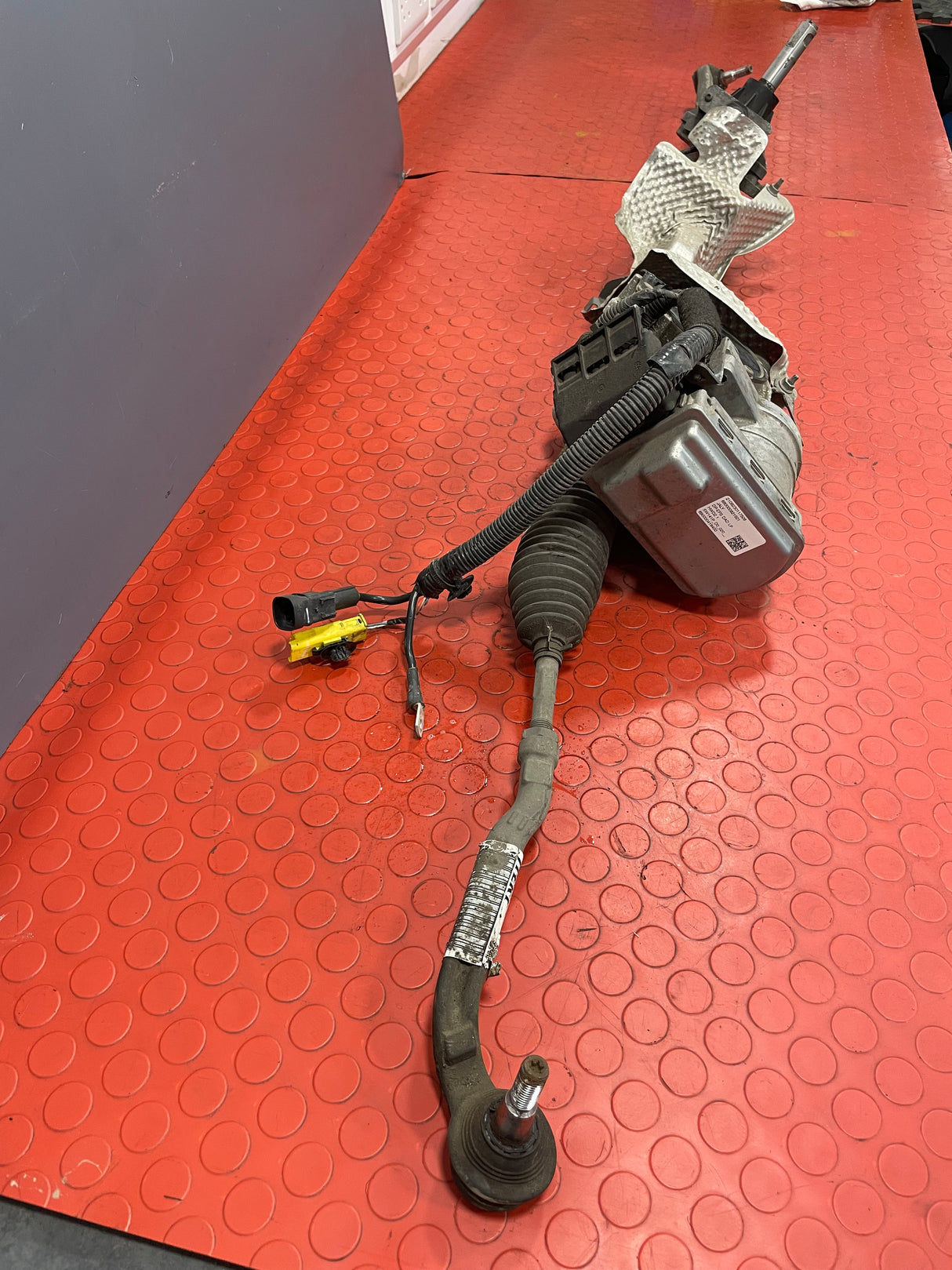 Citroen Berlingo/Peugeot Partner/Vauxhall Combo/Toyota Proace City COMPLETE POWER STEERING RACK 1.5 2019-2024 P/N 9824390580 - 2 / 6820000302