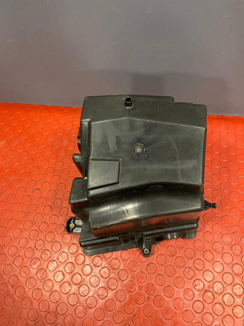 Renault Master/Vauxhall Movano/Nissan NV400 FUSE BOX HOUSING 2008-2016 P/N 243830001R