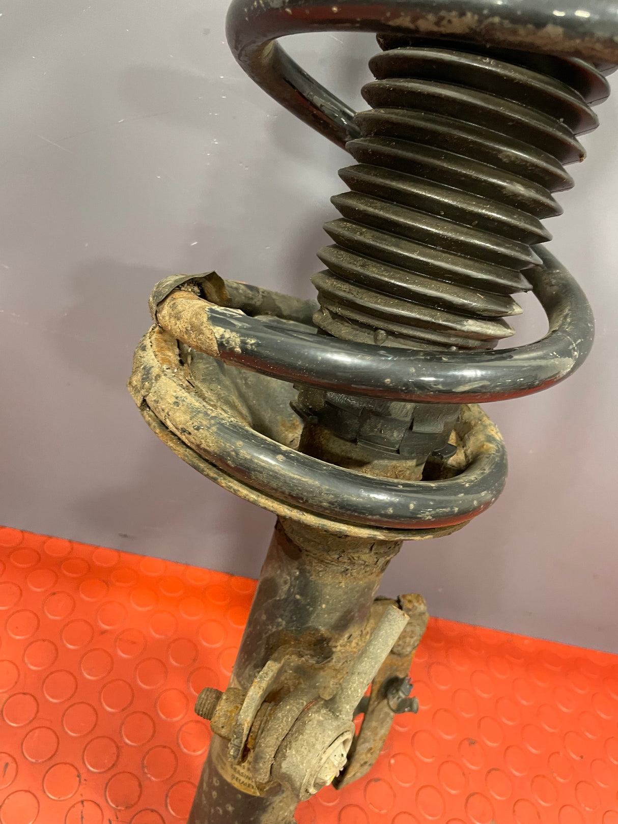 Ford Transit COMPLETE FRONT SHOCK ABSORBER PASSENGER'S SIDE N/S 2007-2018 P/N 6C1118045GG