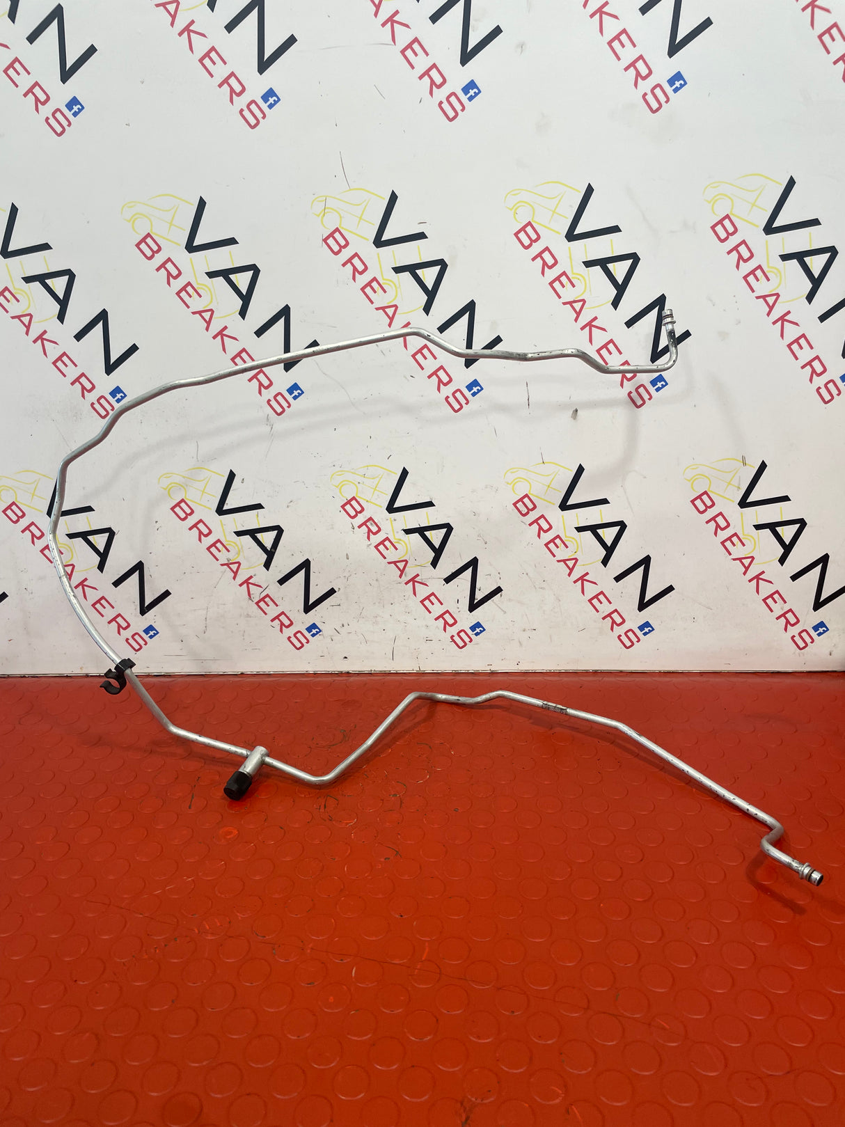 Nissan Navara 2.3 AIR CONDITIONING PIPES 2015-2024 P/N 924405JU0B