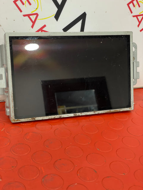Ford Ranger  GPS NAVIGATION CONTROL UNIT  2022 (SMALL MARK ON SCREEN. SEE PICTURES) RADIO  P/N  MB3T14G370MGC