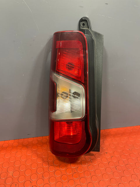 Citroen Berlingo/Peugeot Partner/Vauxhall Combo/Toyota Proace City PASSENGER'S SIDE TAILLIGHT 2019-2024  P/N 9819235880-1