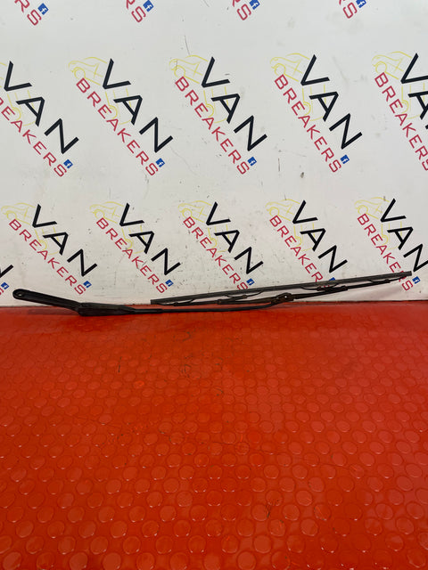 Renault Trafic/ Vauxhall Vivaro P/S WINDSCREEN WIPER 2001-2016 P/N 7700311585